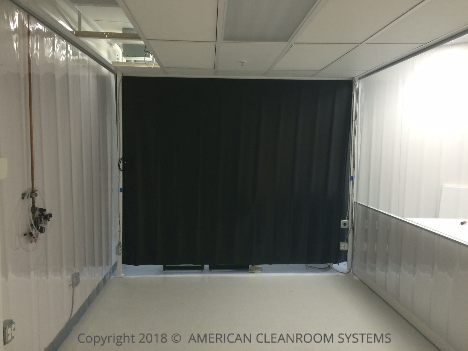200 Square Foot, Class 1,000, ISO6 Softwall Cleanroom