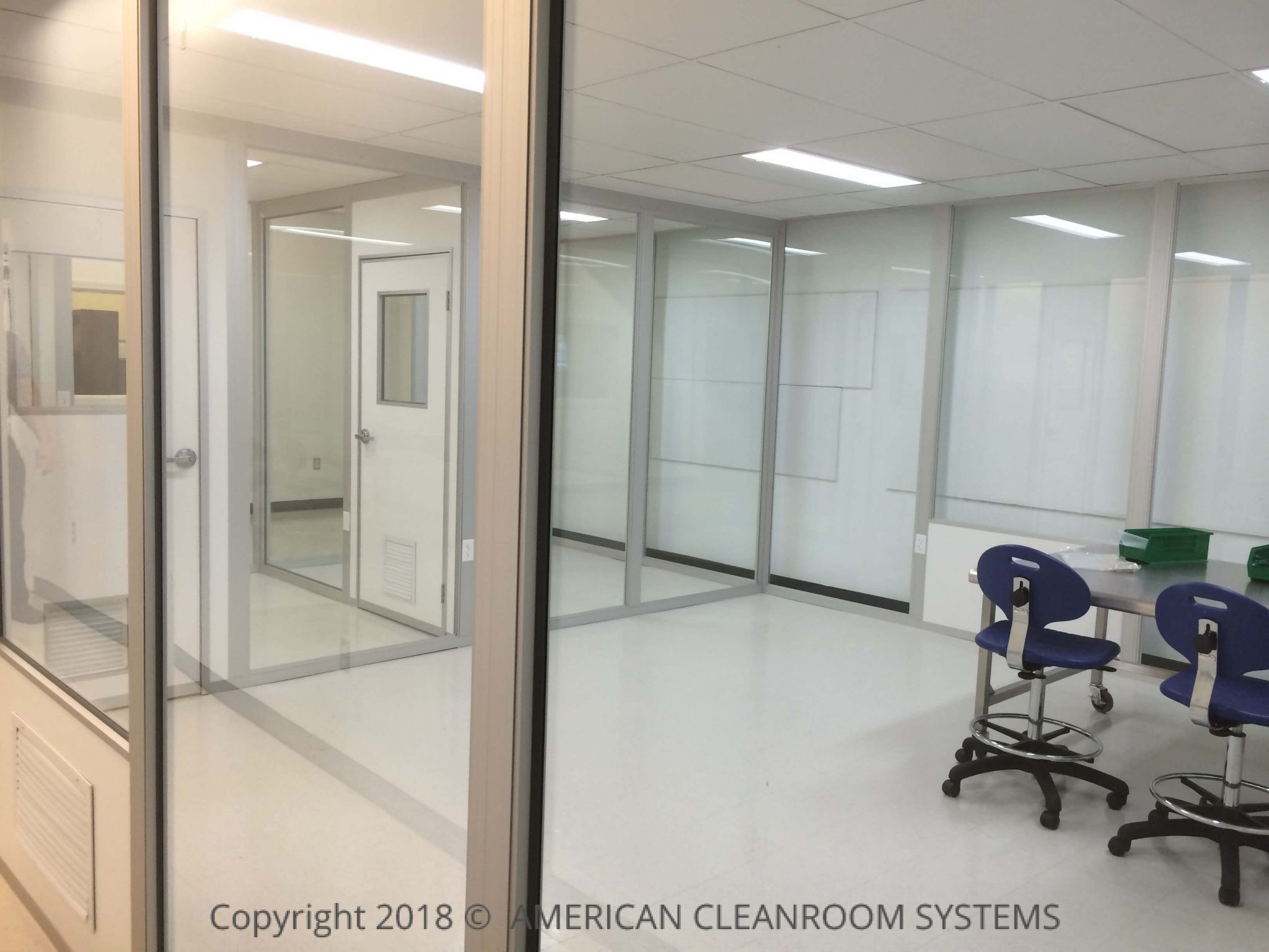 320 Square Foot, Class 10,000, ISO7 Modular Cleanroom