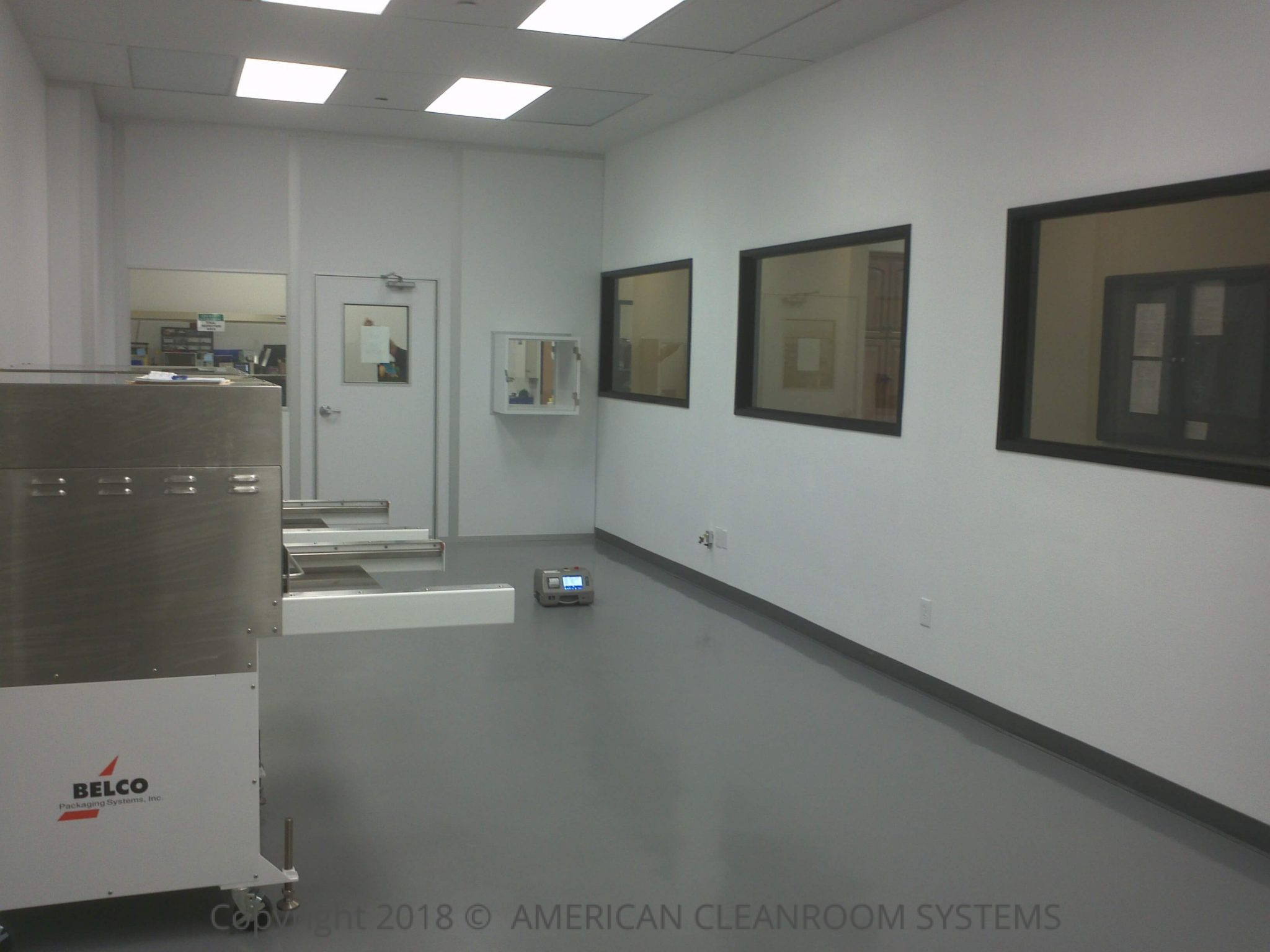 850 Square Foot, Class 100,000, ISO8 Medical Cleanroom