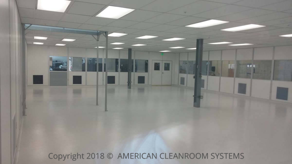 1,960 Square Foot, Class 100,000, ISO8 Medical Cleanroom