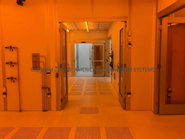 Static Dissipative Cleanrooms | American Cleanroom Systems