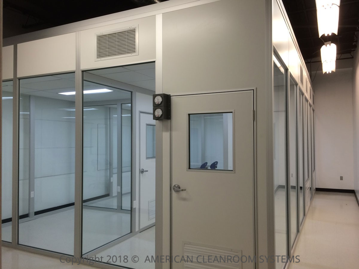 glass walled modular cleanroom, floor to ceiling glass, Magnehelic gauge