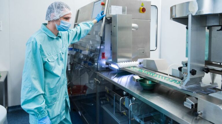What is the Cleanroom Validation Process | American Cleanroom Systems